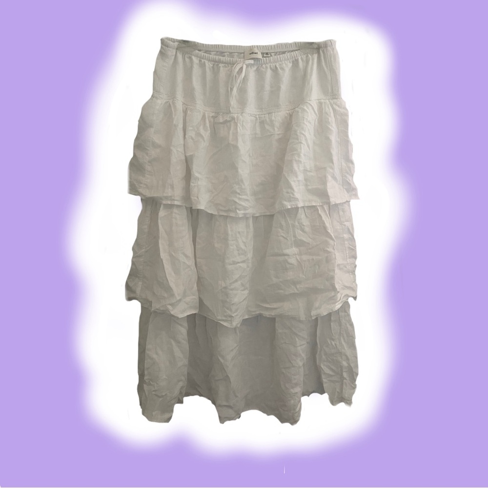 Super cute skirt from aritzia🌼